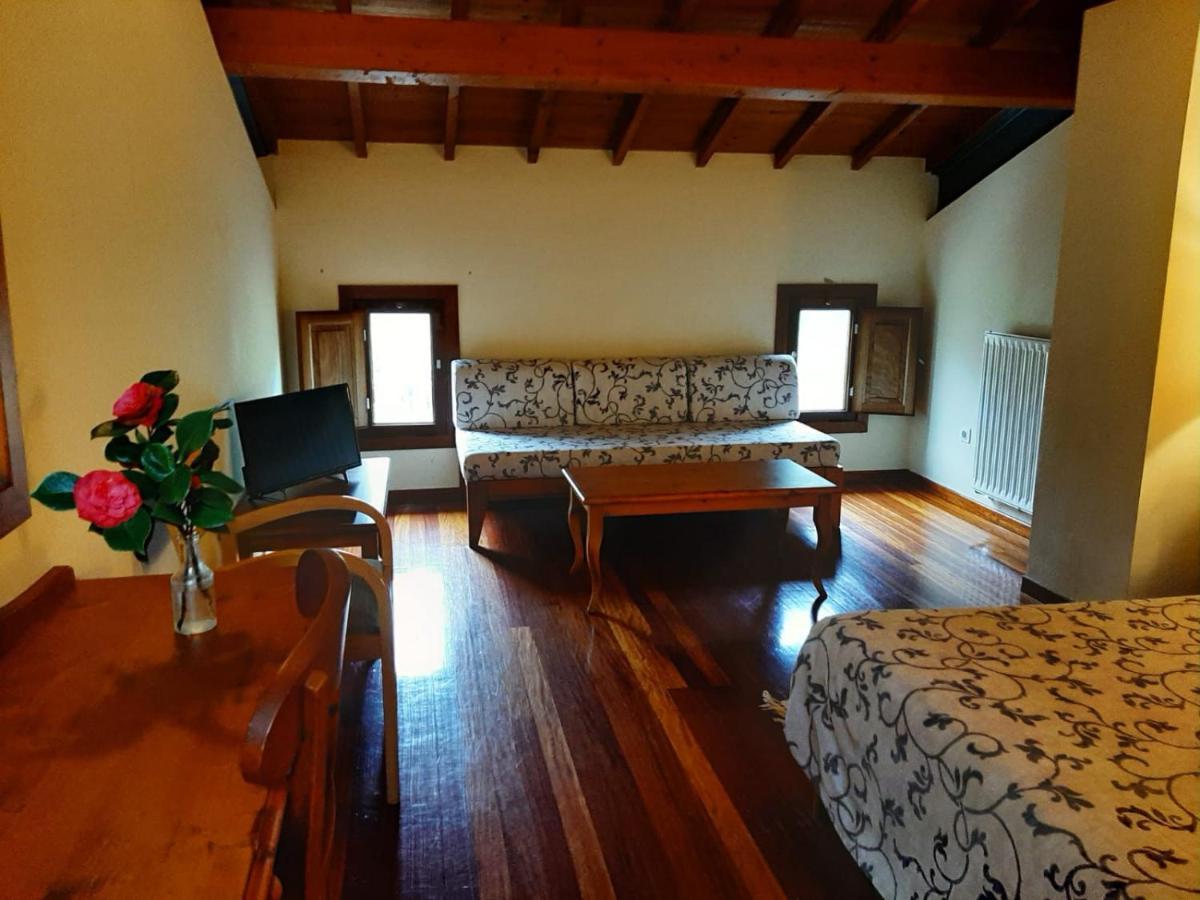 Acea Do Bubal Guest House Ourense Bagian luar foto